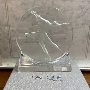 RARE collectors item LALIQUE SOCIETY OF AMERICA 1992 Figure skater